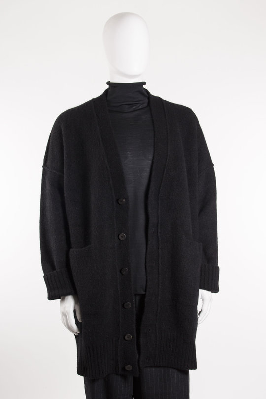 Mantel UK06F25 black, Isabel Benenato