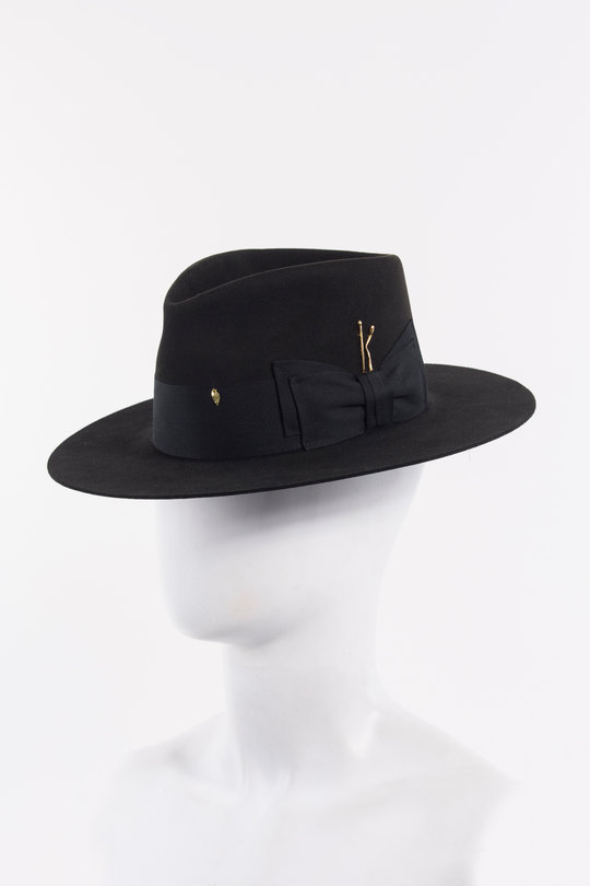 Hut Black Gold, Nick Fouquet
