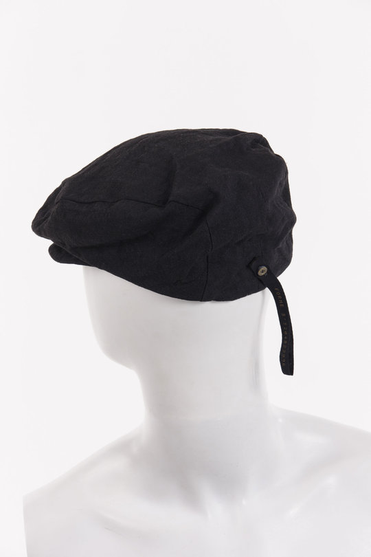 Hut HH023 463B black, Forme D'Expression