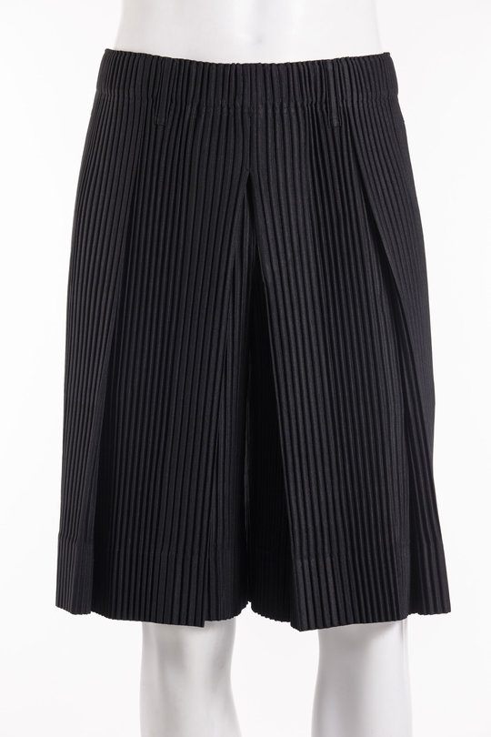 Shorts HP66-JF159 black, Homme Plissé Issey Miyake