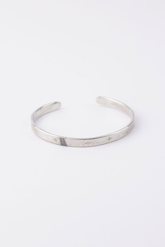 Armband thin cross carved silver bracelet AB15, M.A+ by Maurizio Amadei