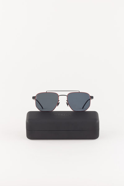 Sonnenbrille Mykita Leica ML 055320 C18411 black/ red, Mykita
