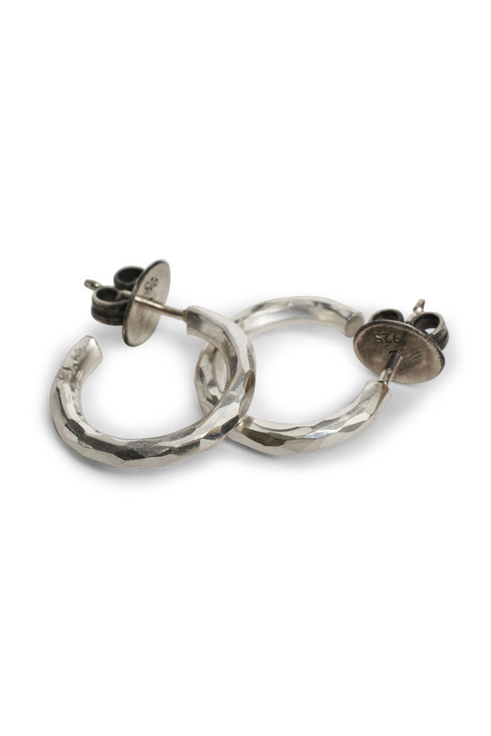 Ohrring hoop studs hammered silver, Werkstatt Muenchen