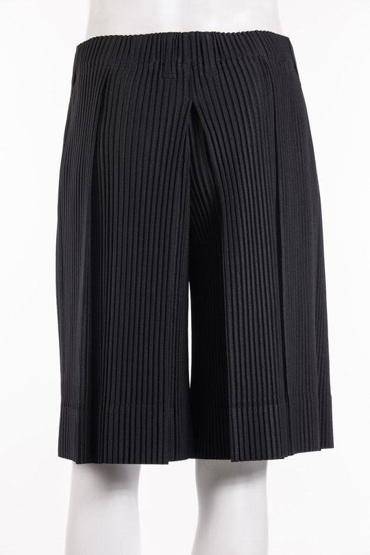 Shorts HP66-JF159 black, Homme Plissé Issey Miyake